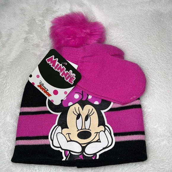 Set of 2, Disney Minnie Mouse beanie hat and gloves set. - Picture 3 of 13